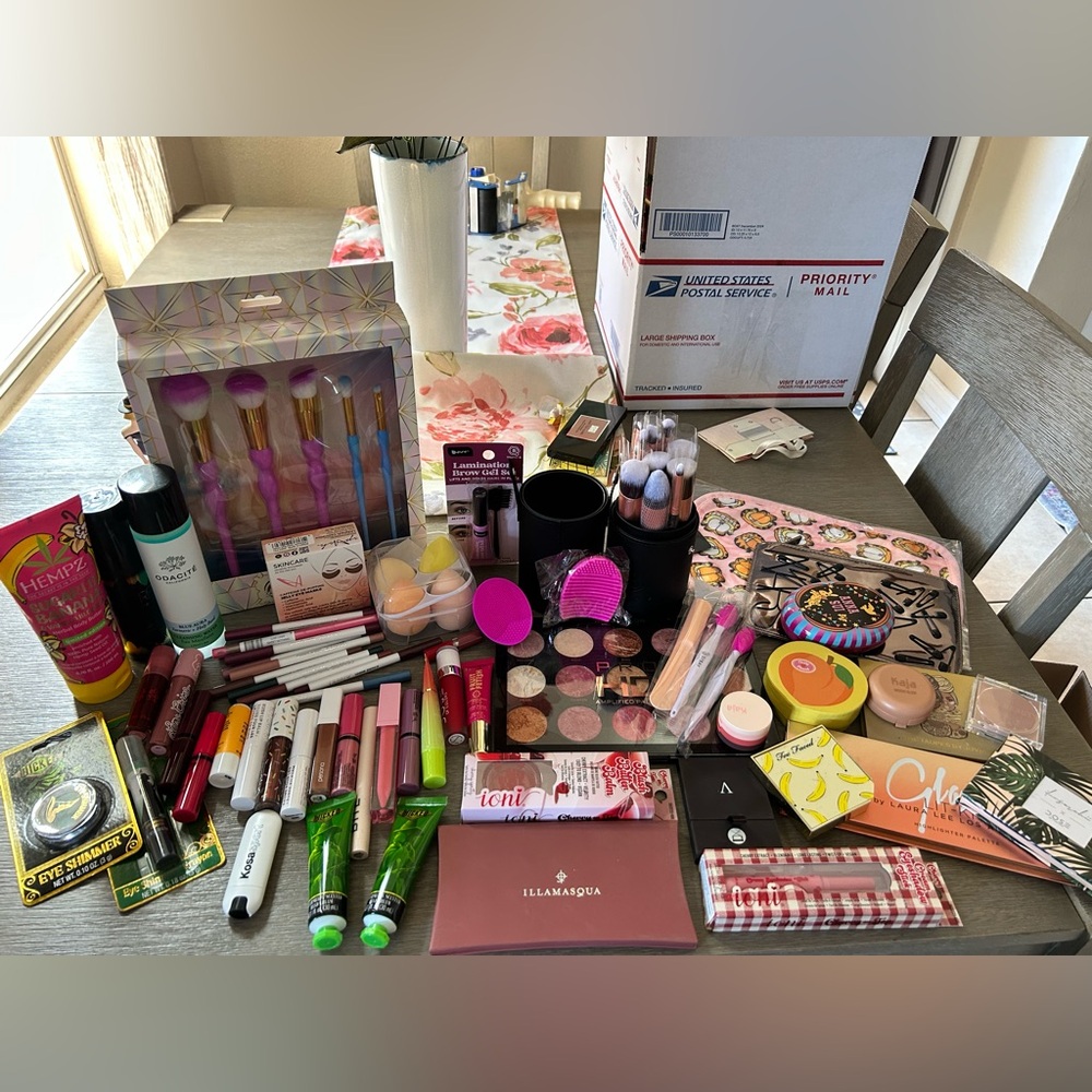 Beauty Lot - Makeup Skincare Brushes